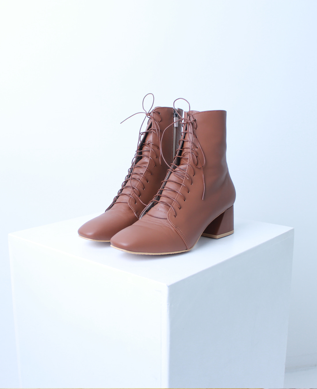 Retro Boots (Brown)