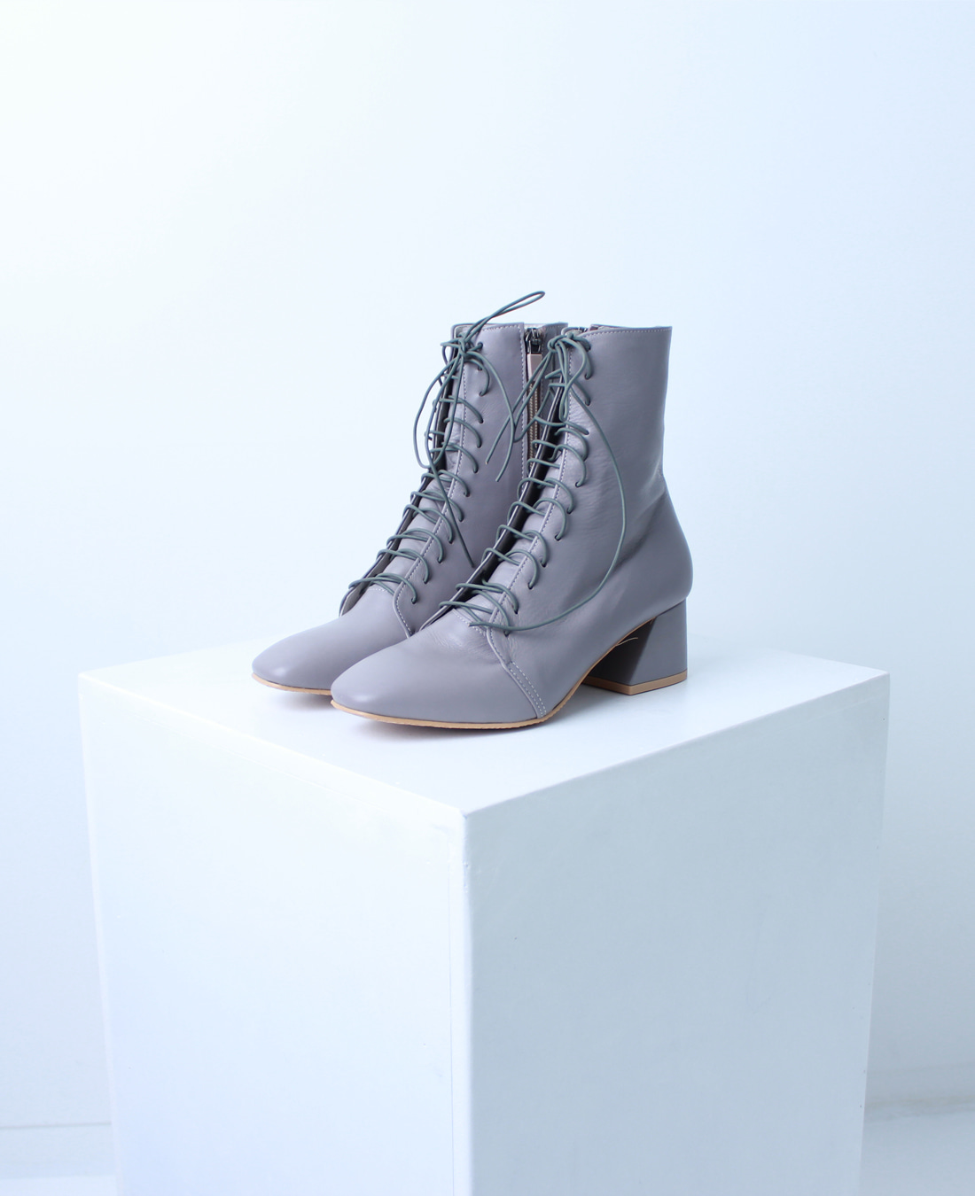 Retro Boots (Grey)