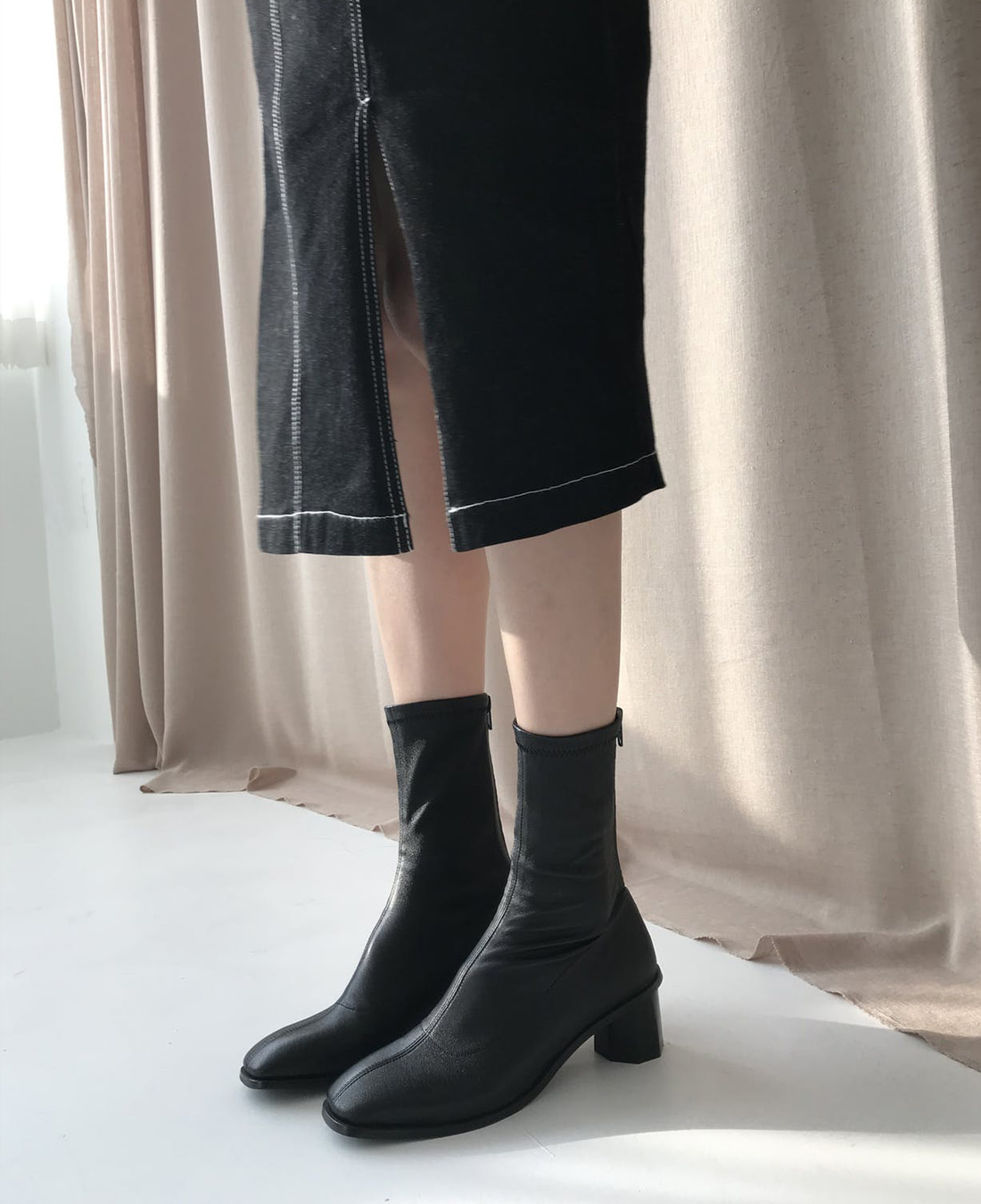 [50% OFF] Italy Lambskin Span Socks Boots 220 size